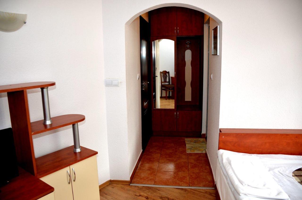 Family Hotel Daisy Borino Exterior foto